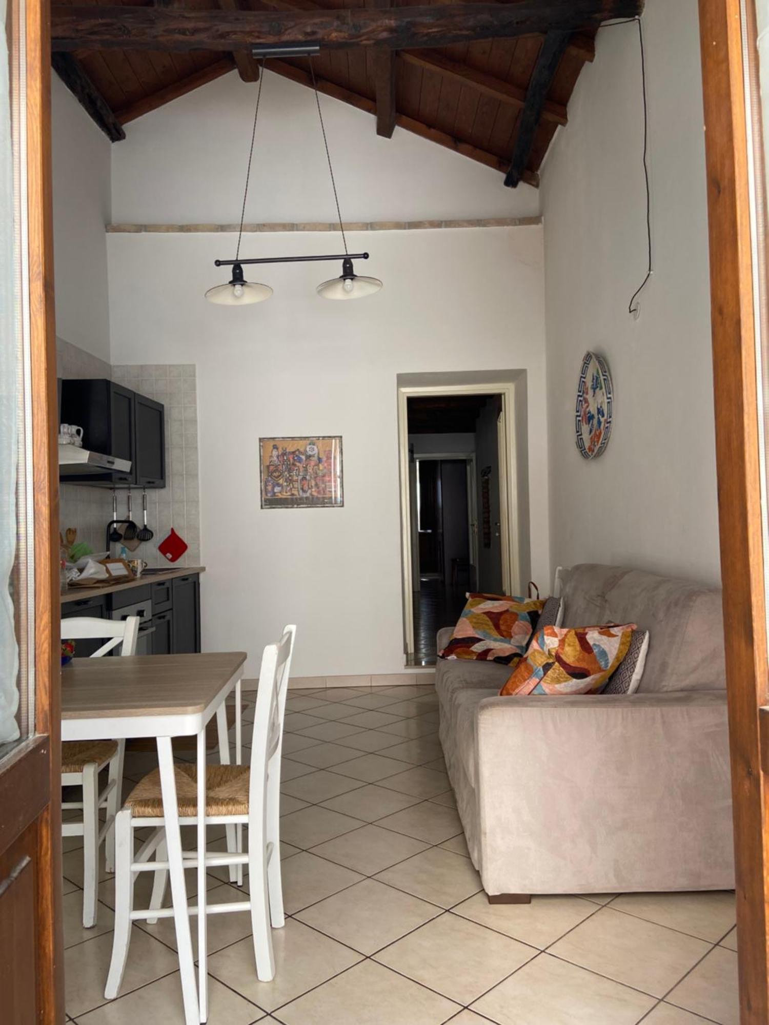 Entu E Mari - Maistu Cagliari Habitación foto