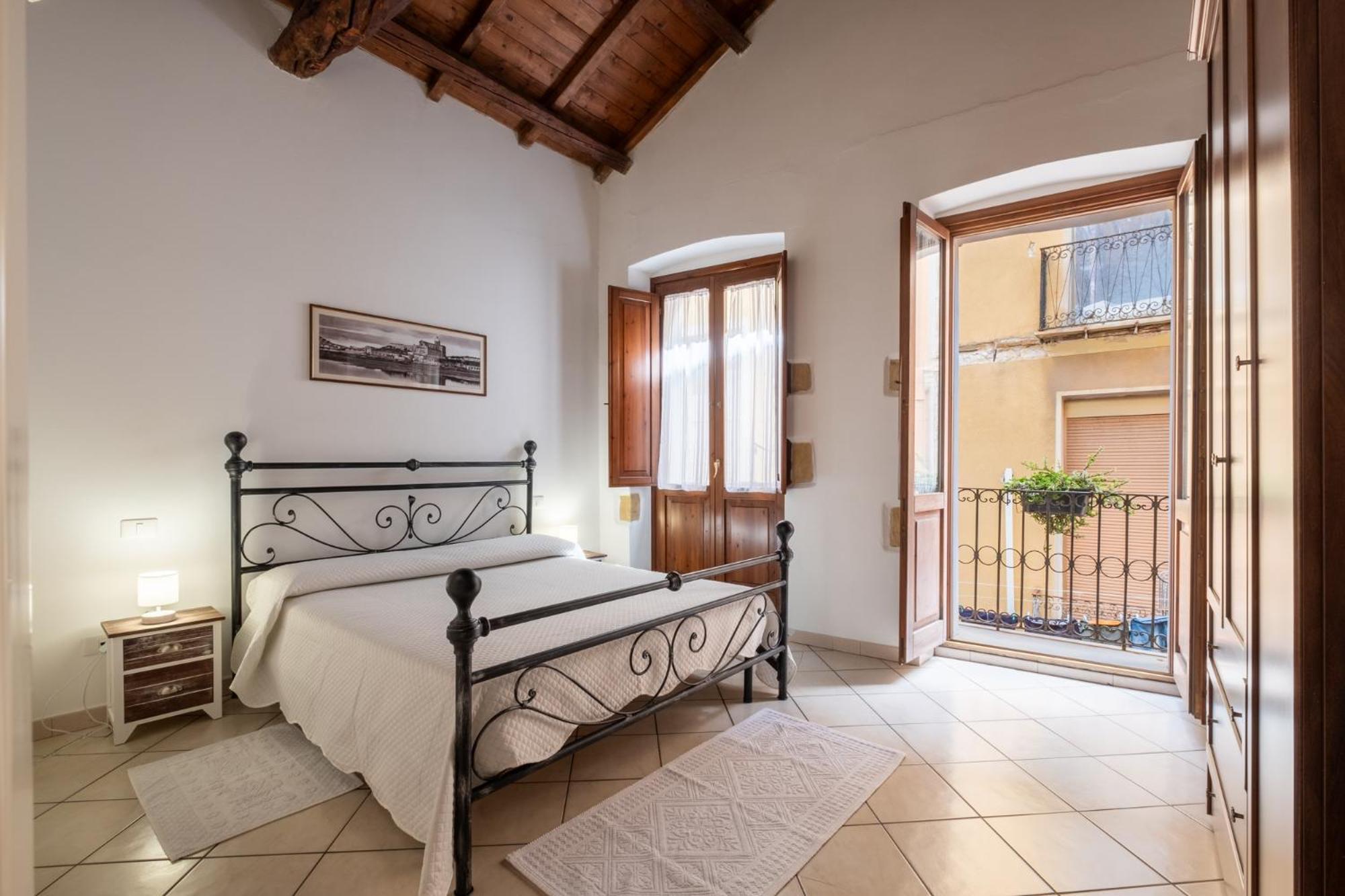 Entu E Mari - Maistu Cagliari Exterior foto